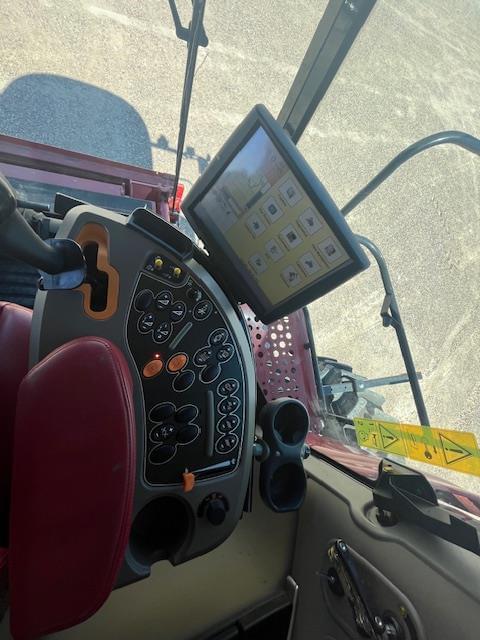 Image of Case IH 8250 equipment image 4