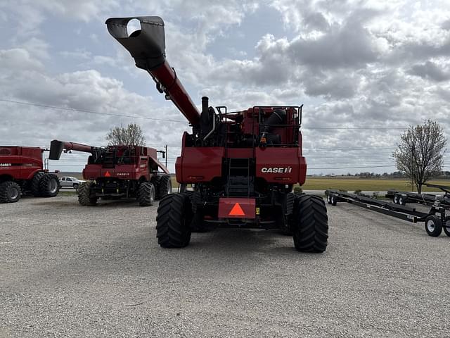Image of Case IH 8250 equipment image 3
