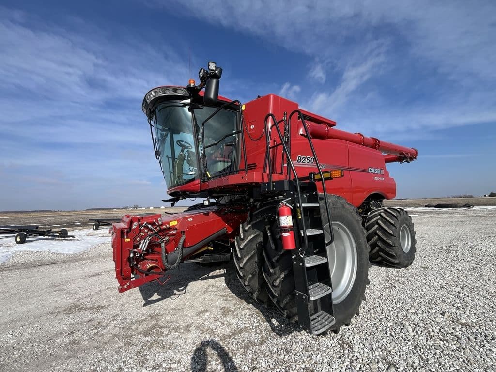 Image of Case IH 8250 Primary image