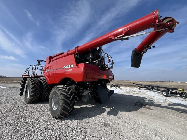 Image of Case IH 8250 equipment image 4
