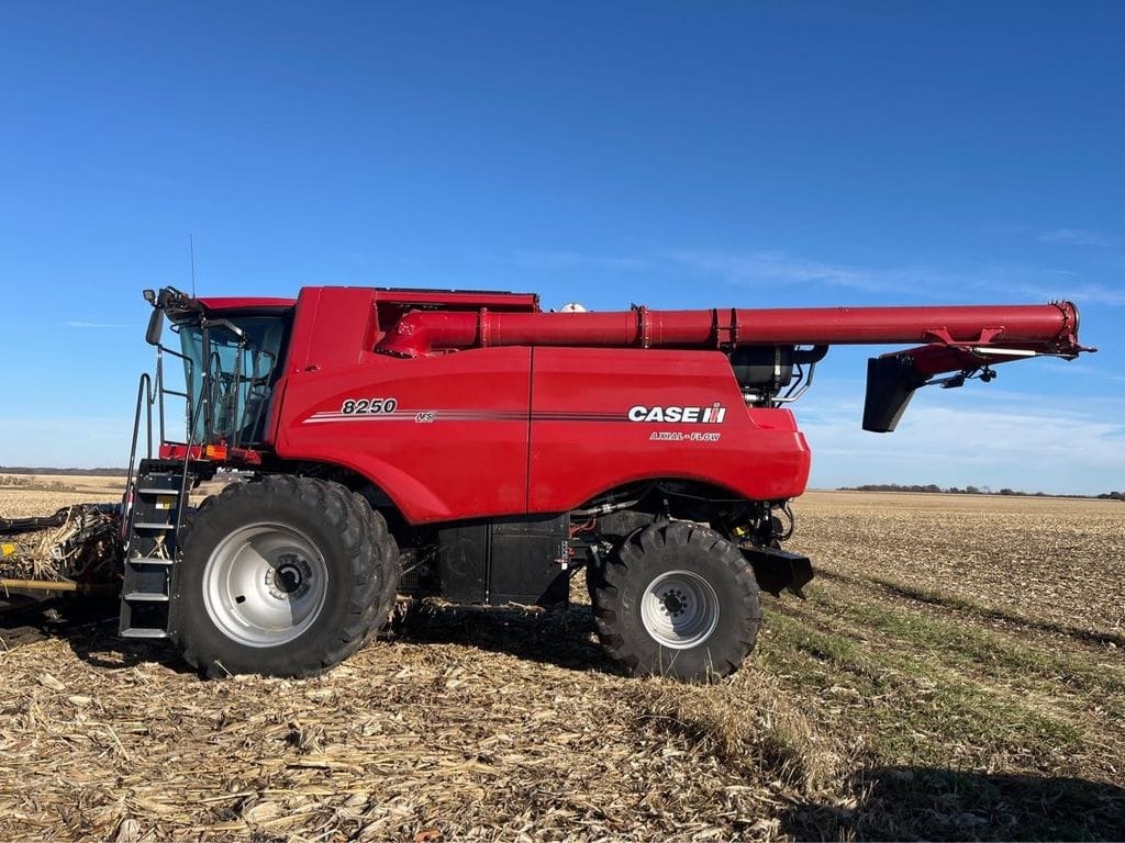 2020 Case IH 8250 Equipment Image0
