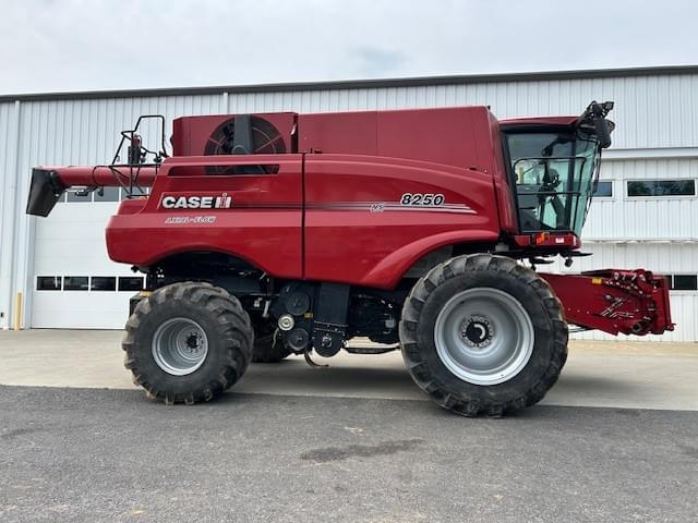 Image of Case IH 8250 Primary image