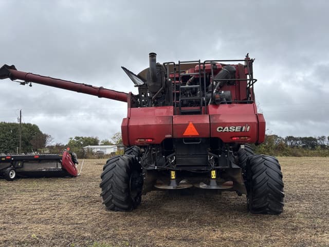 Image of Case IH 8250 equipment image 3