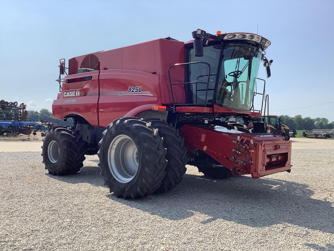 Image of Case IH 8250 Primary image