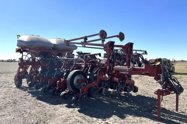 Image of Case IH 2150 equipment image 2