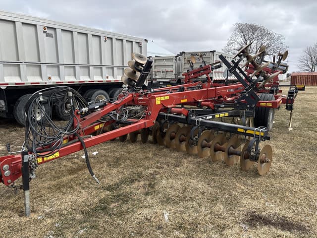 Image of Case IH Ecolo-Tiger 875 equipment image 2