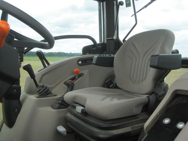 Image of Case IH Farmall 75A equipment image 1