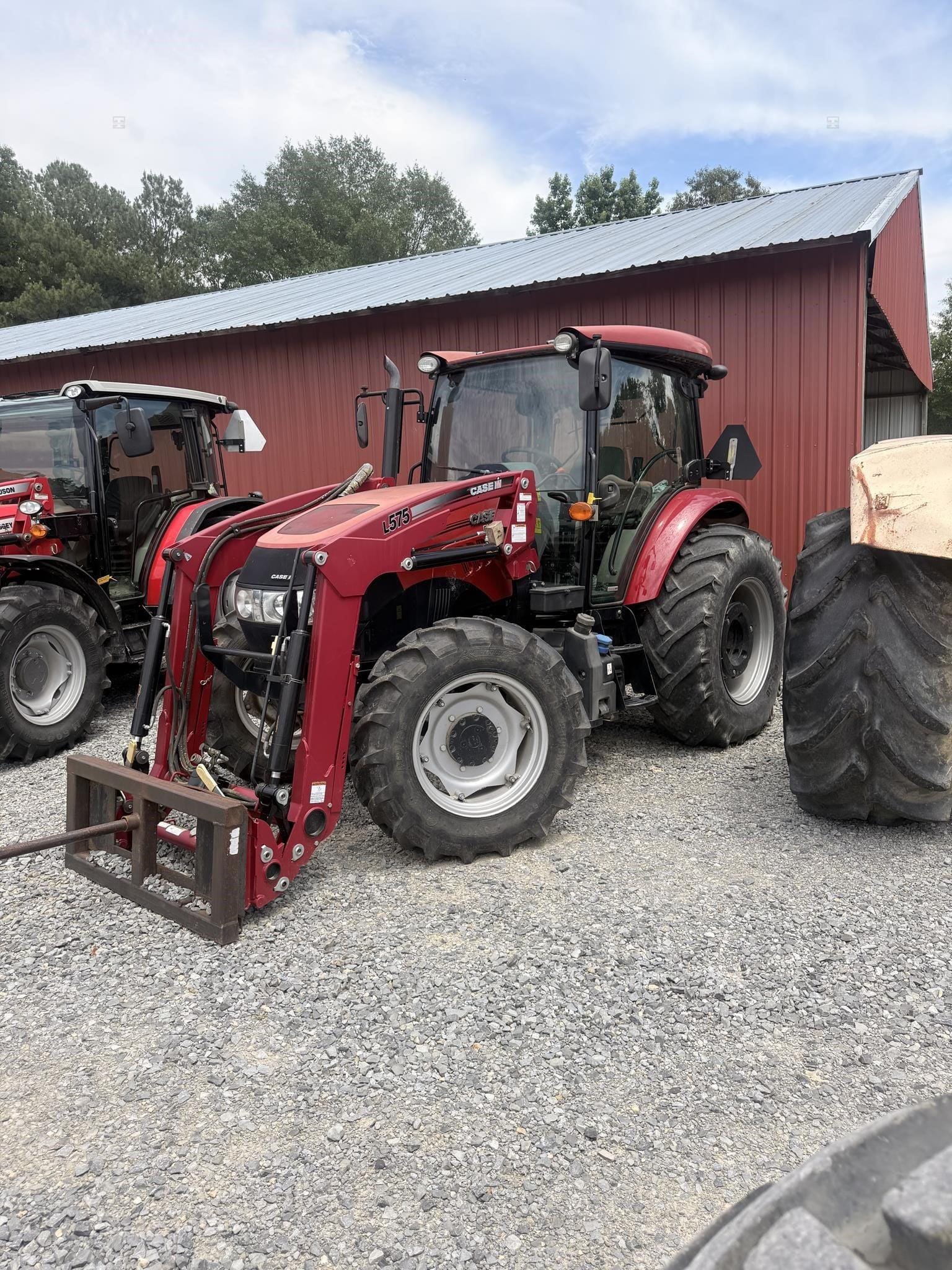 2020 Case IH Farmall 105A Equipment Image0