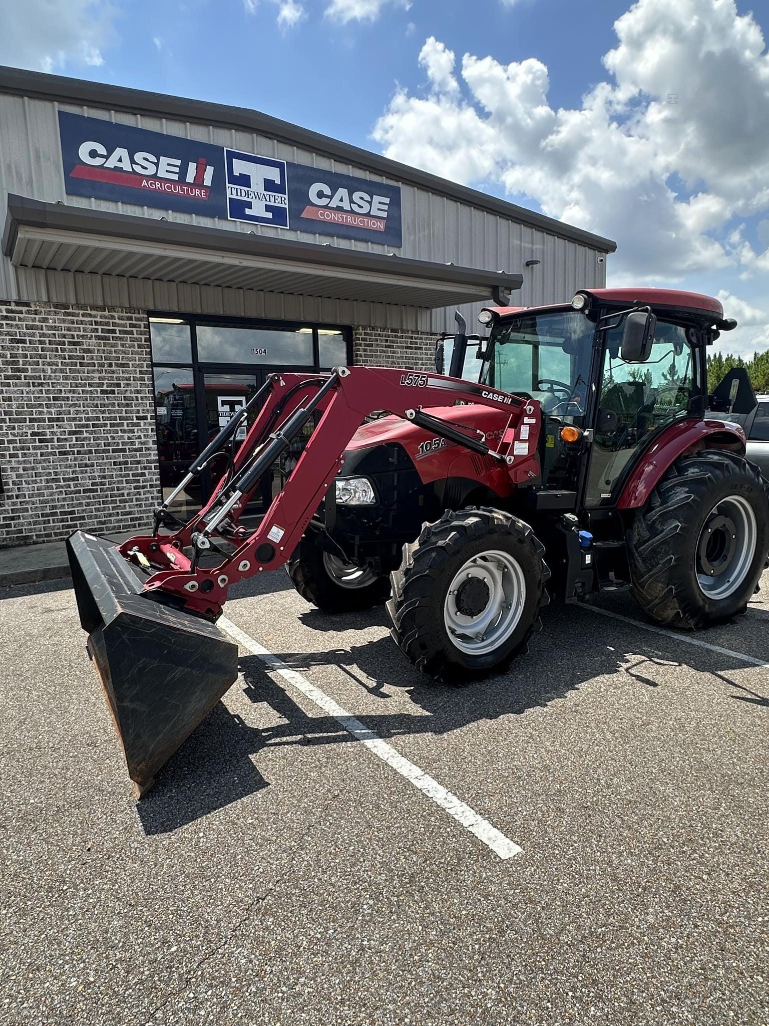 2020 Case IH Farmall 105A Equipment Image0