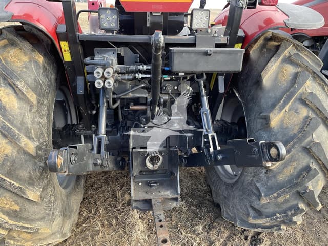 Image of Case IH Farmall 105A equipment image 4
