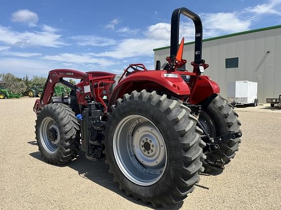 Image of Case IH Farmall 110A equipment image 2