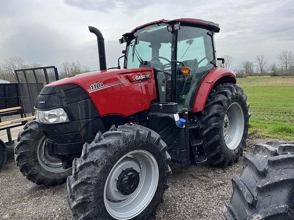 Image of Case IH Farmall 110A equipment image 4