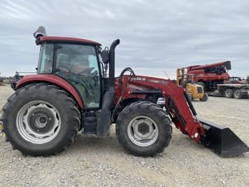 Main image Case IH Farmall 110C