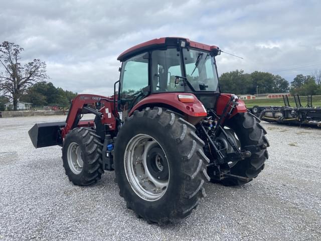 Image of Case IH Farmall 120C equipment image 4