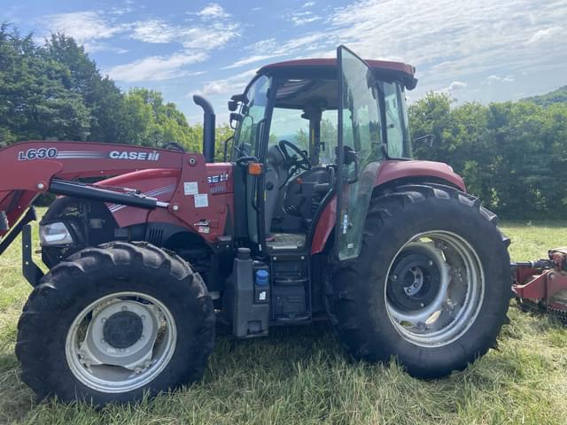Image of Case IH Farmall 120C equipment image 4