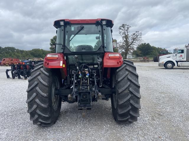 Image of Case IH Farmall 120C equipment image 3
