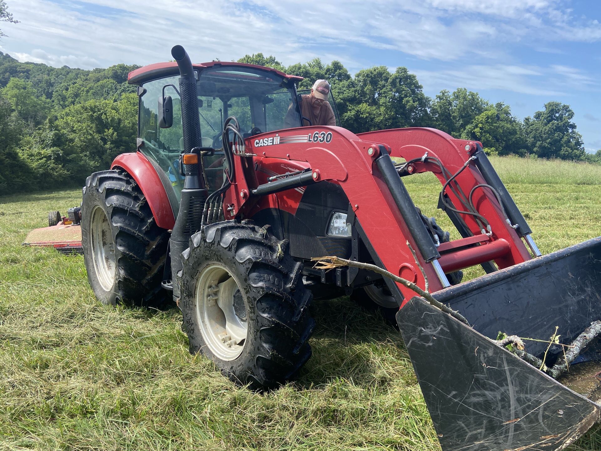 2020 Case IH Farmall 120C Equipment Image0