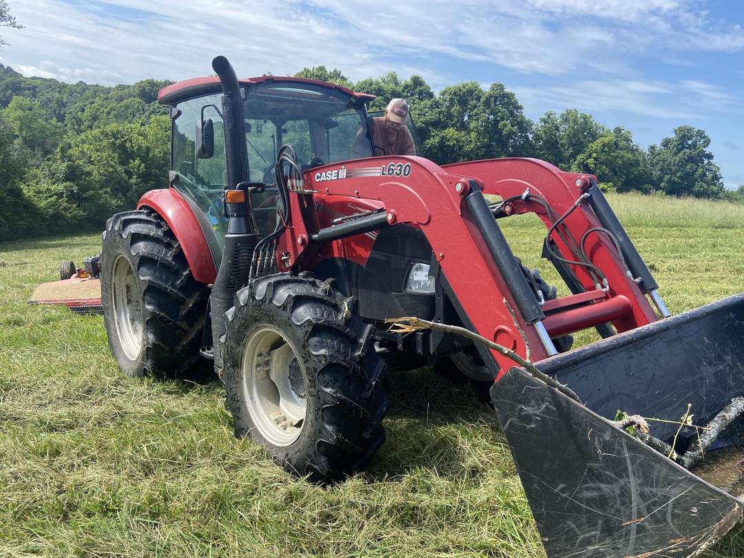 Image of Case IH Farmall 120C Primary image