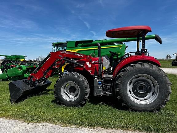 Image of Case IH Farmall 120C equipment image 4