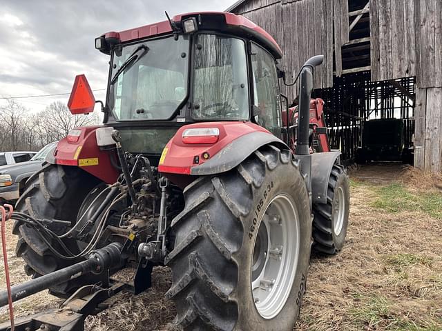 Image of Case IH Farmall 120C equipment image 2