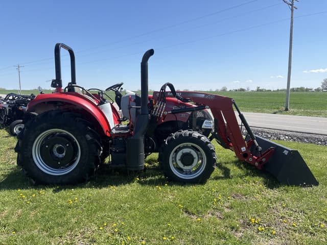 Image of Case IH Farmall 120C equipment image 1