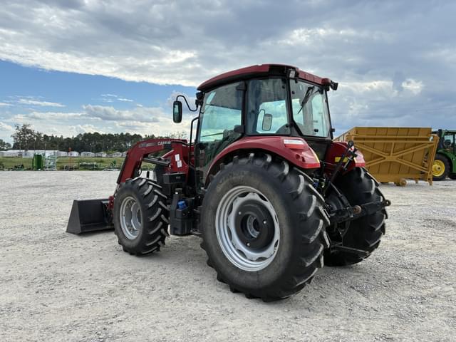 Image of Case IH Farmall 120C equipment image 2
