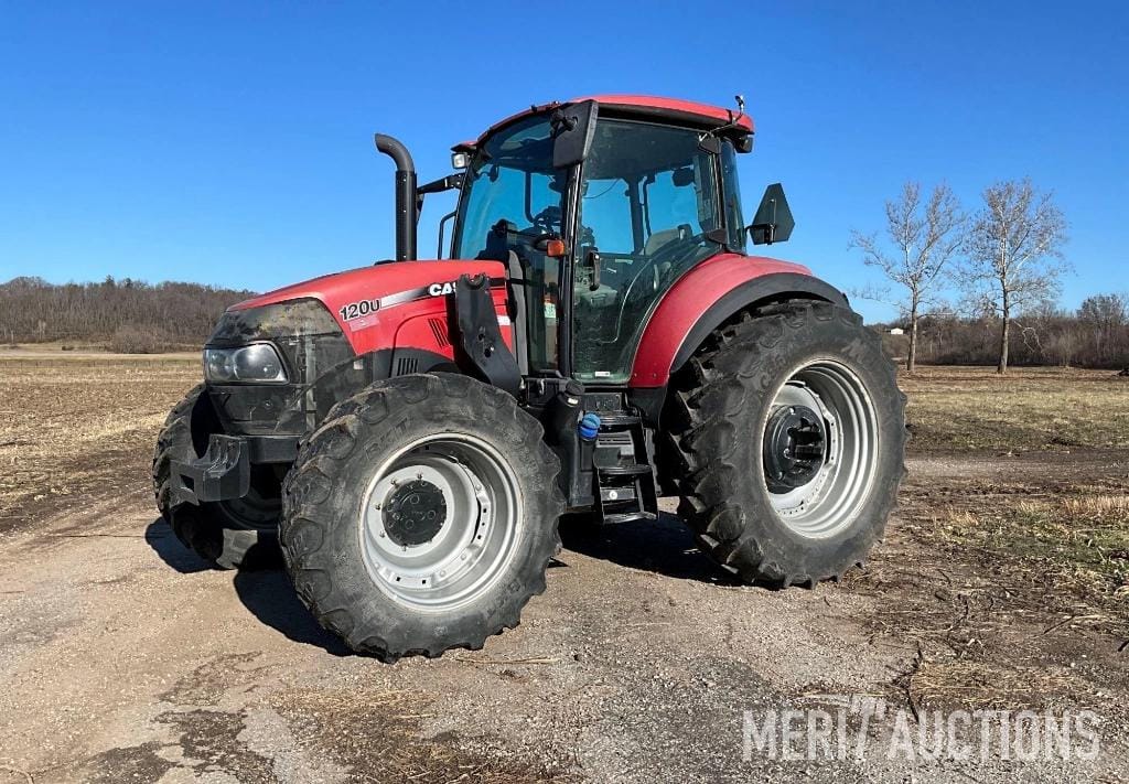 Main image Case IH Farmall 120U