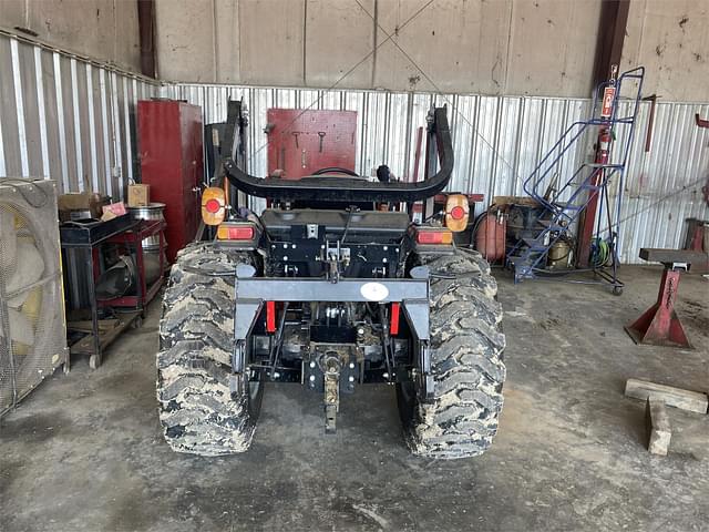 Image of Case IH Farmall 35A equipment image 2