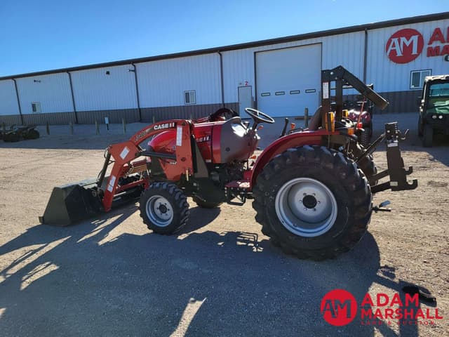 Image of Case IH Farmall 40A equipment image 4