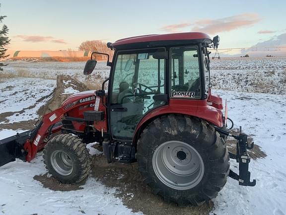 Image of Case IH Farmall 55C equipment image 4