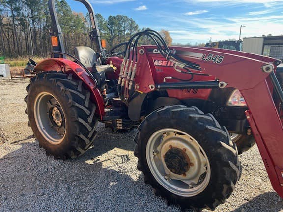 Image of Case IH Farmall 70A equipment image 3