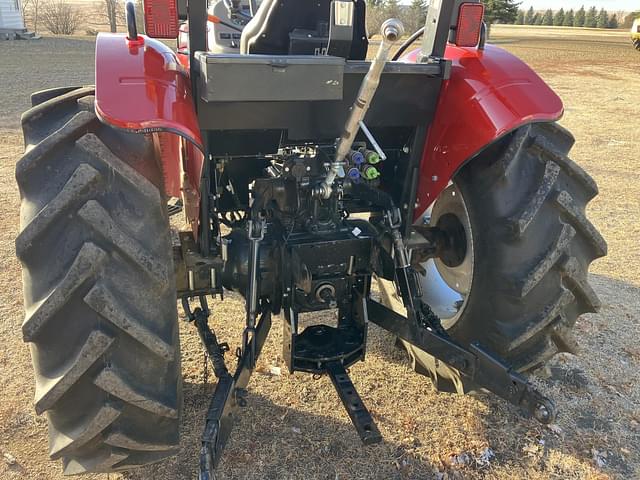 Image of Case IH Farmall 70A equipment image 2