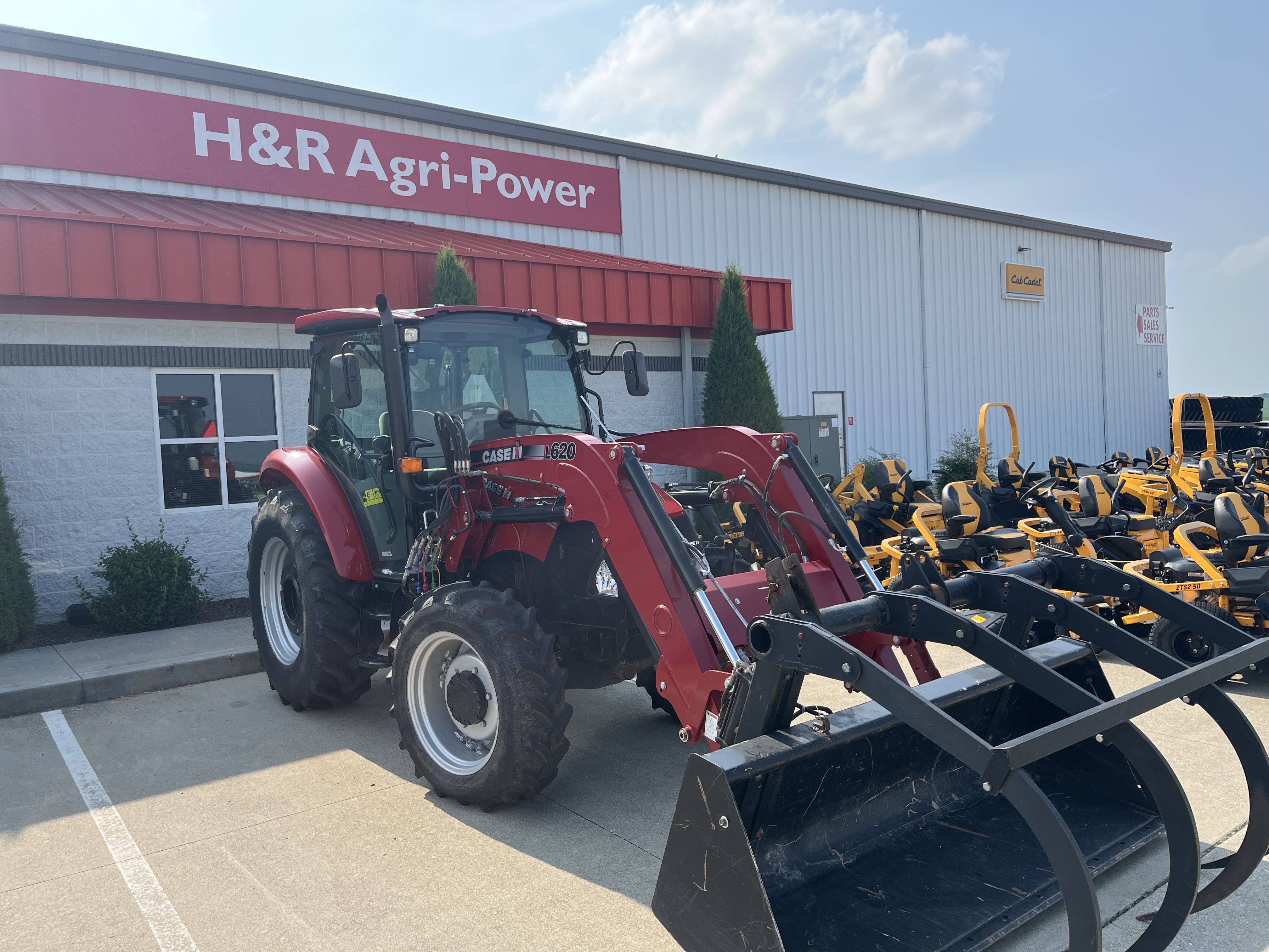 Main image Case IH Farmall 75C