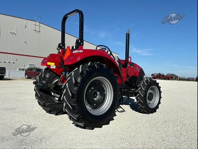 Image of Case IH Farmall 75C equipment image 2