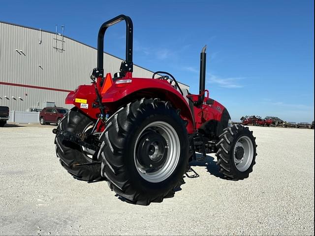 Image of Case IH Farmall 75C equipment image 2