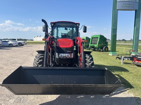 Image of Case IH Farmall 90C equipment image 1