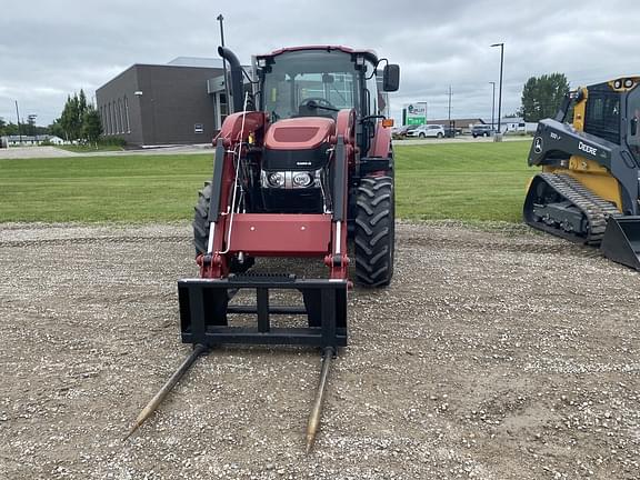 Image of Case IH Farmall 90C equipment image 2