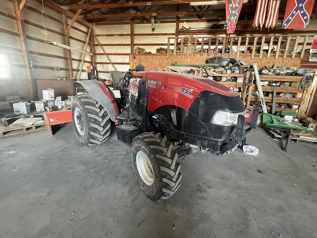 Image of Case IH Farmall 95 Primary image