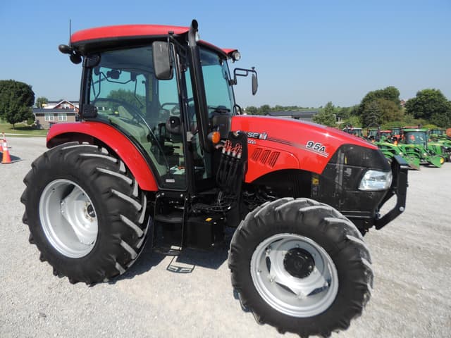 Image of Case IH Farmall 95A equipment image 2