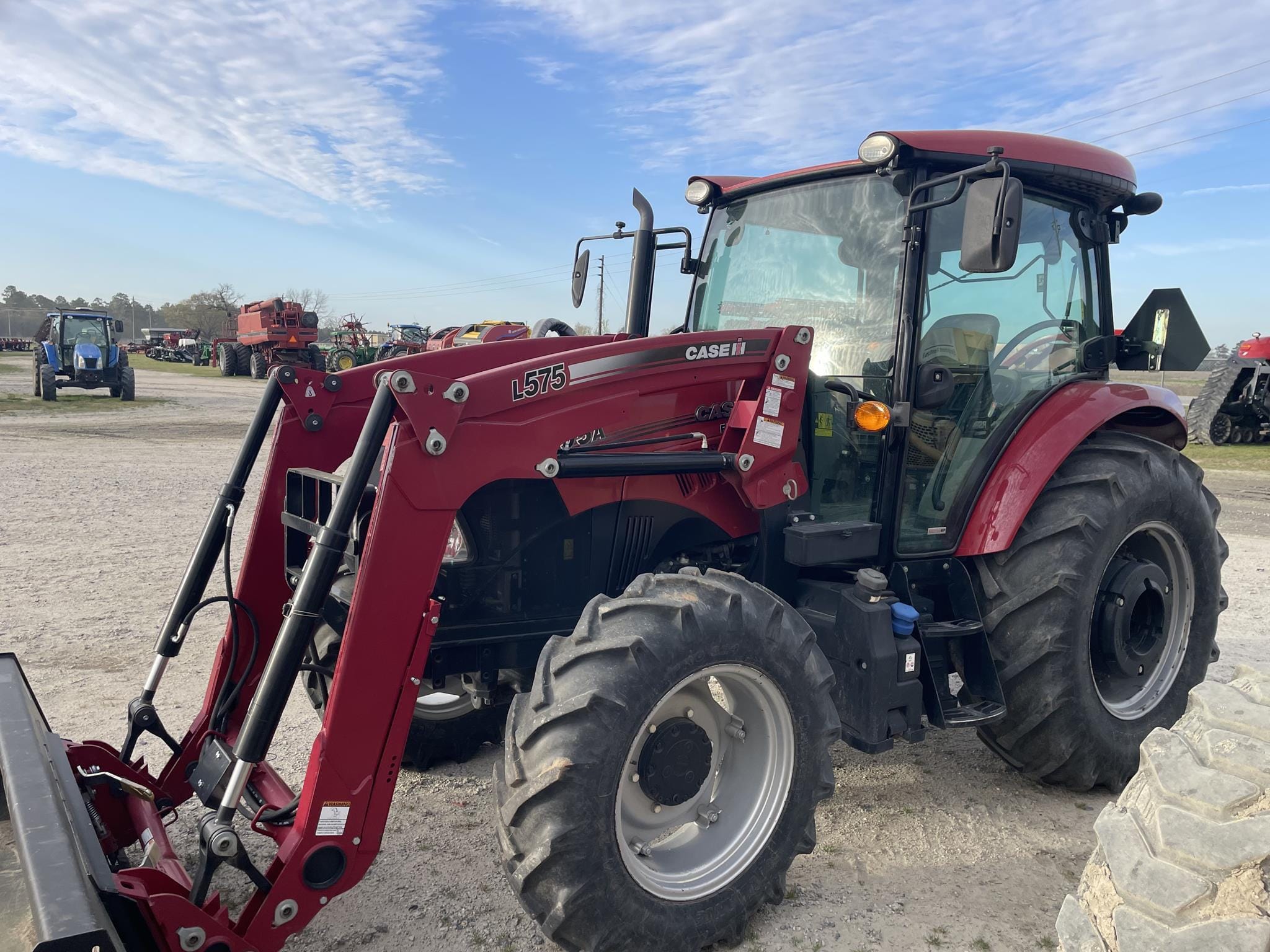 Main image Case IH Farmall 95A