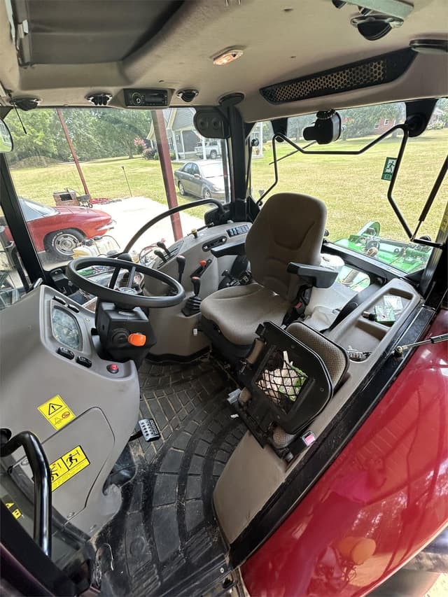 Image of Case IH Farmall 95A equipment image 2