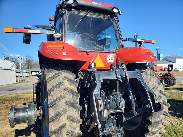 Image of Case IH Magnum 310 equipment image 2