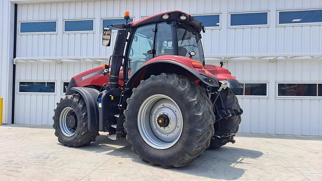 Image of Case IH Magnum 310 equipment image 3