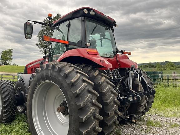 Image of Case IH Magnum 180 equipment image 2