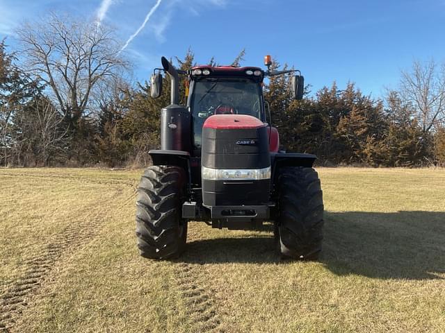 Image of Case IH Magnum 180 equipment image 2