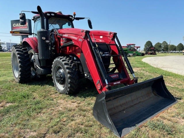 Main image Case IH Magnum 200