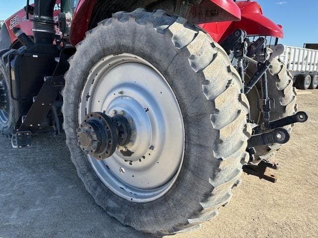 Image of Case IH Magnum 250 equipment image 4