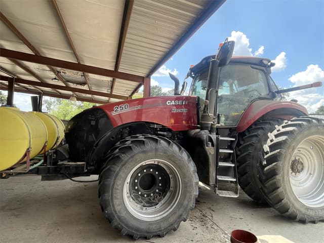 Image of Case IH Magnum 250 equipment image 1