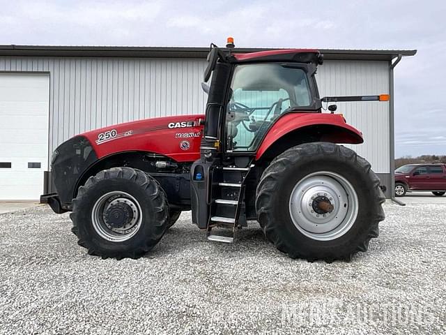 Image of Case IH Magnum 250 equipment image 1