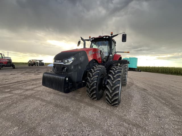 Image of Case IH Magnum 280 equipment image 2